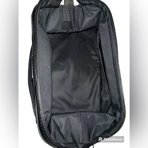 Stafford Dopp Men’s Black Tolietry Bag - Picture 4 of 6